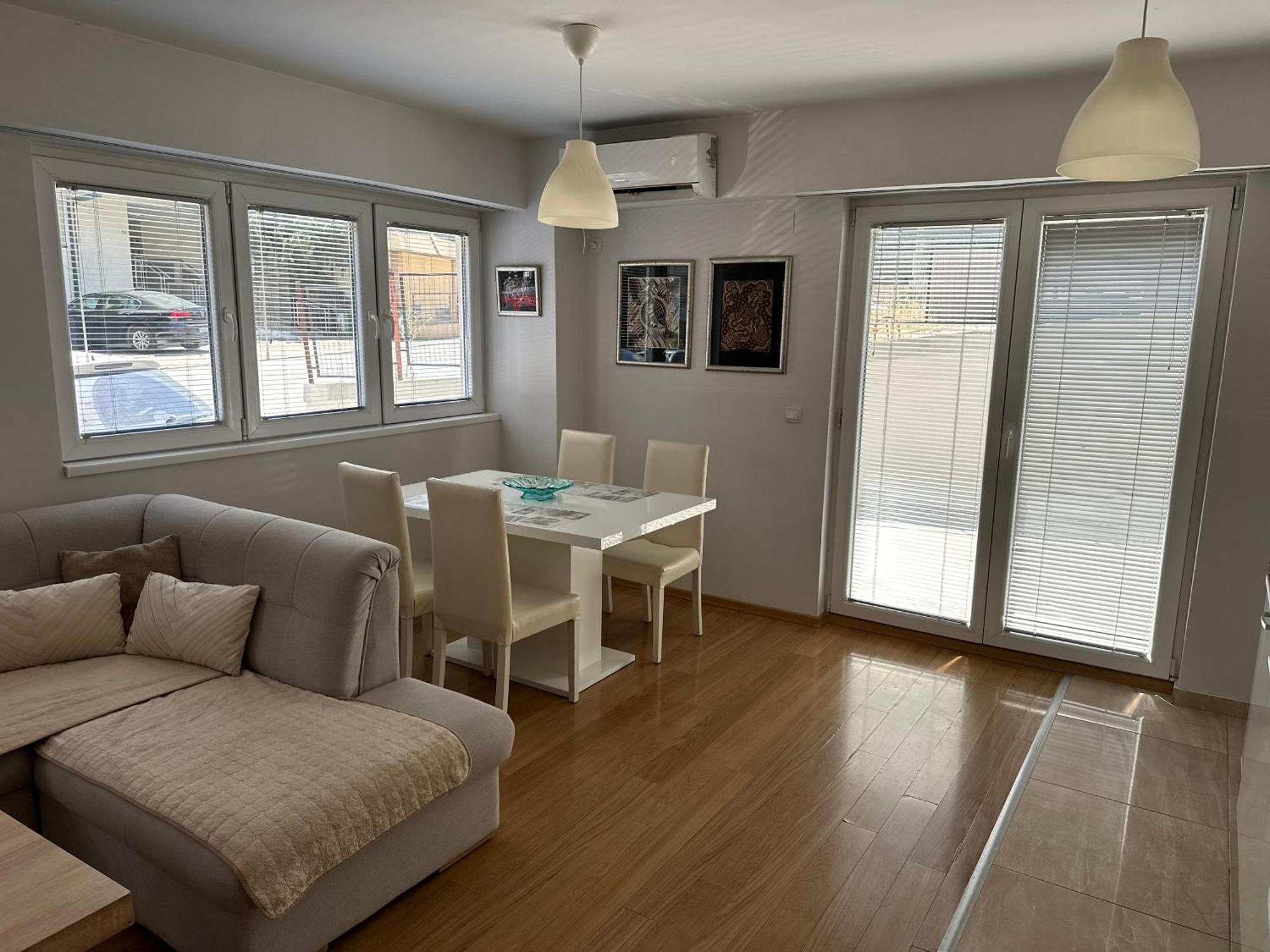New Cozy Apartment Σκόπια Εξωτερικό φωτογραφία
